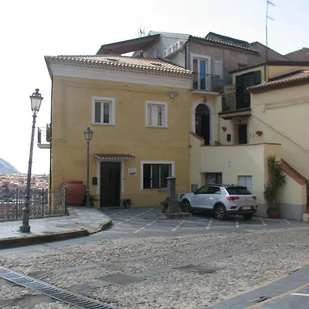 Il Profumo Delle Zagare 3*