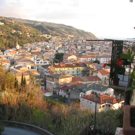 Il Profumo Delle Zagare 3*