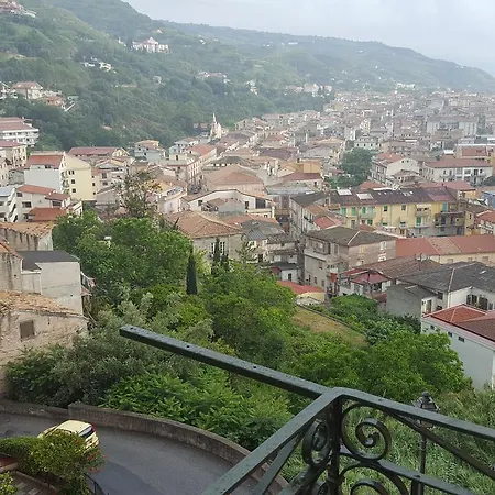 Il Profumo Delle Zagare 3*